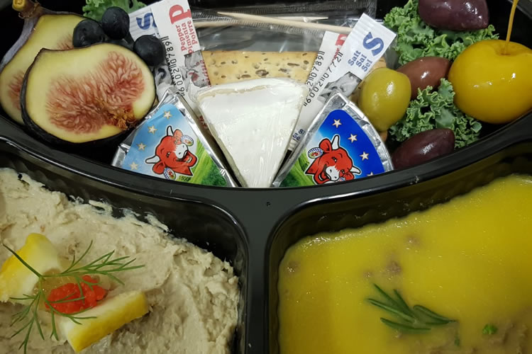 Picnics image 2